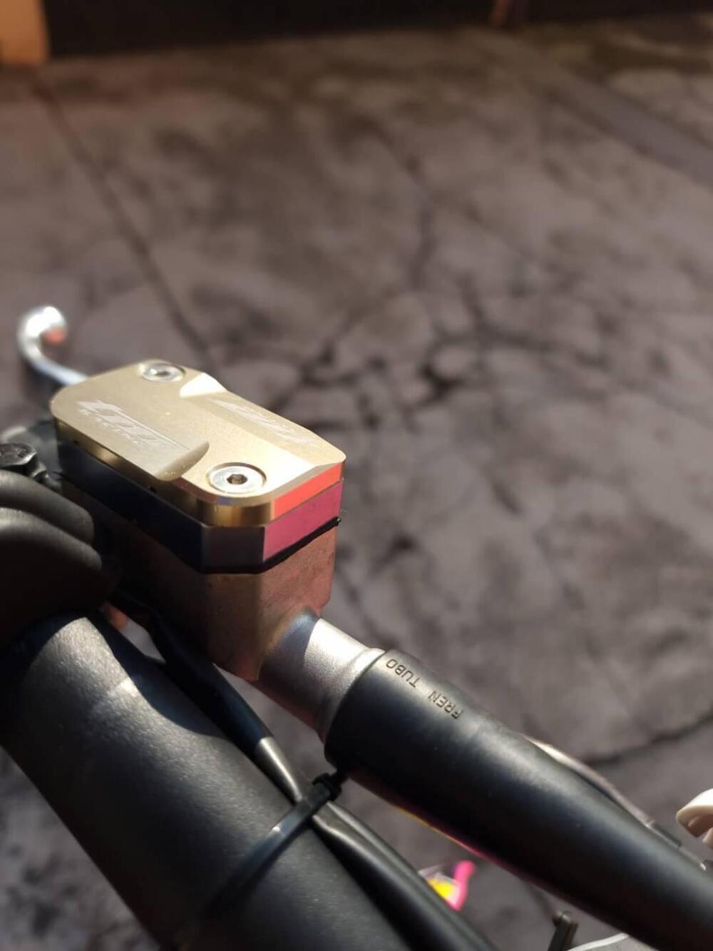 Tm Moto EN 300 Fi ES 2T (2024) (19)