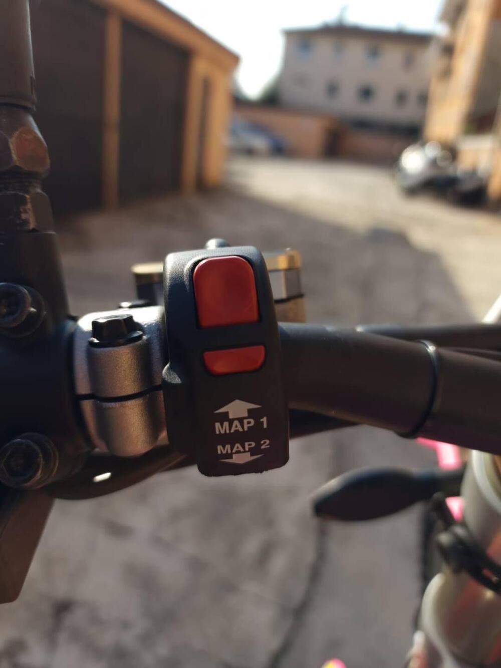 Tm Moto EN 300 Fi ES 2T (2024) (11)