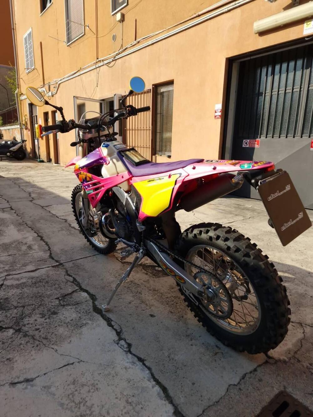 Tm Moto EN 300 Fi ES 2T (2024) (6)