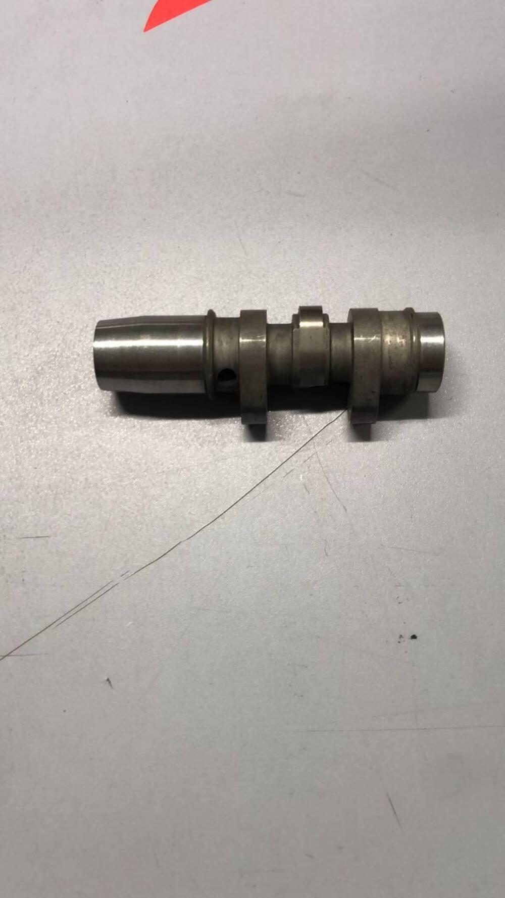 ALBERO A CAMME PER APRILIA RXV E SXV 550 CODICE AP