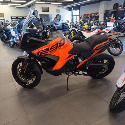 KTM 1290 Super Adventure S (2022 - 25) nuova