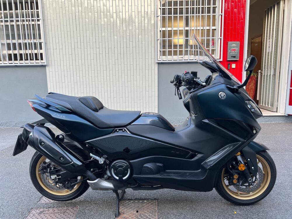 Yamaha T-Max 560 Tech Max (2022 - 24) (2)