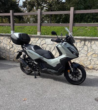 Honda ADV 350 (2022 - 24) usata