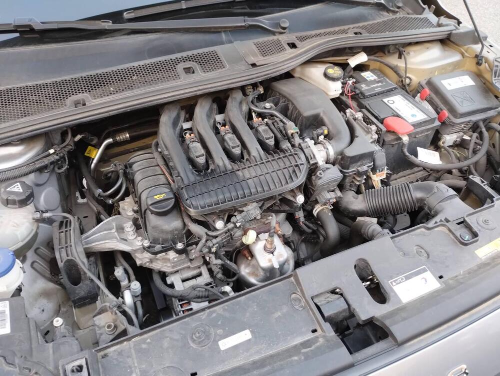 Peugeot 208 usata a Pavia (6)