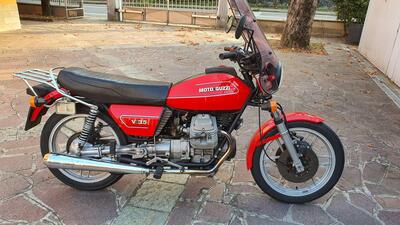 Moto Guzzi V35 d'epoca