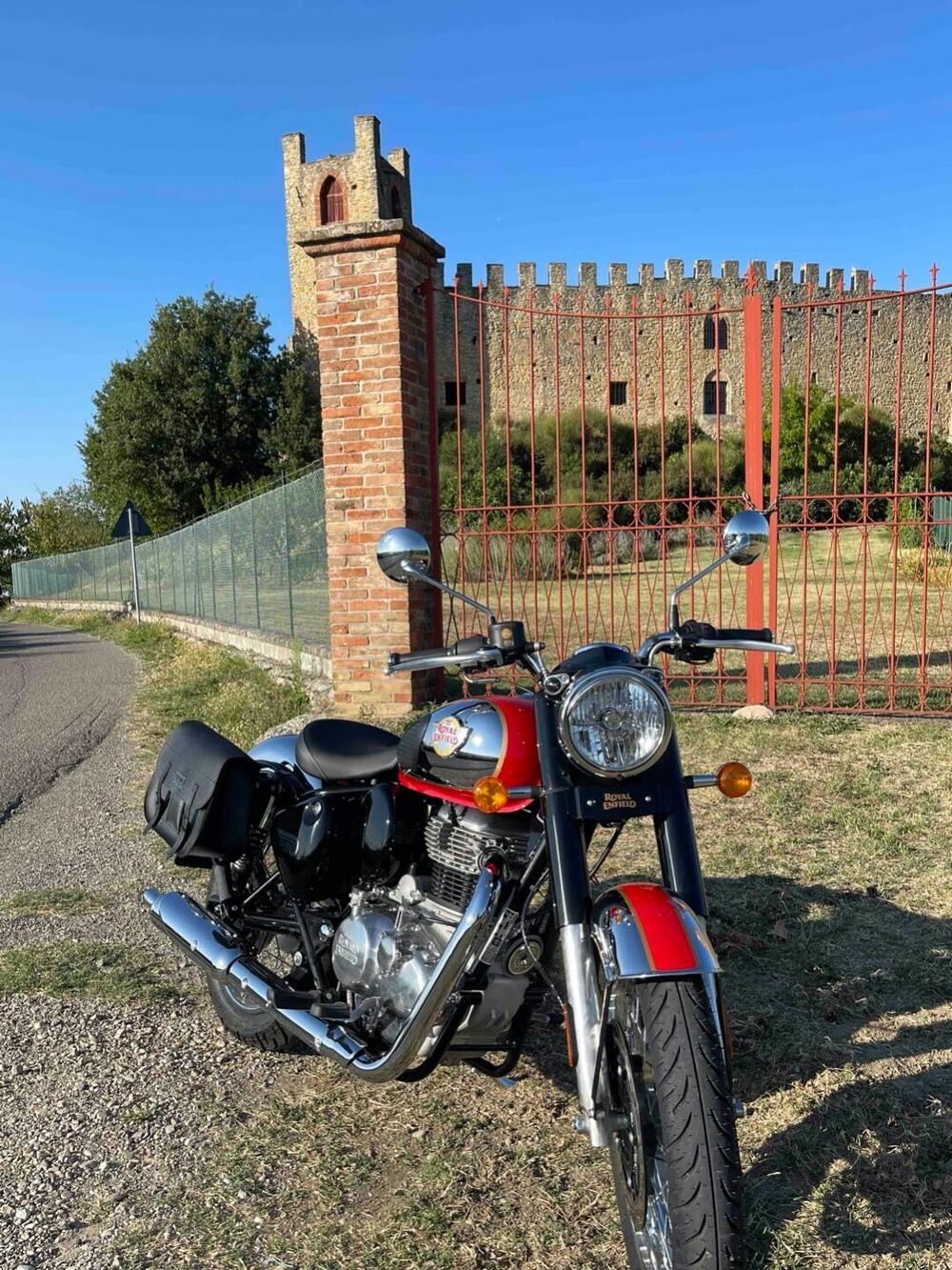 Royal Enfield Classic 350 (2021 - 26) (2)