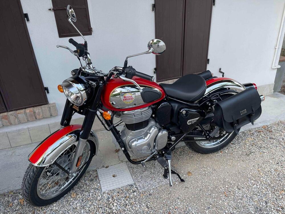 Royal Enfield Classic 350 (2021 - 26) (4)