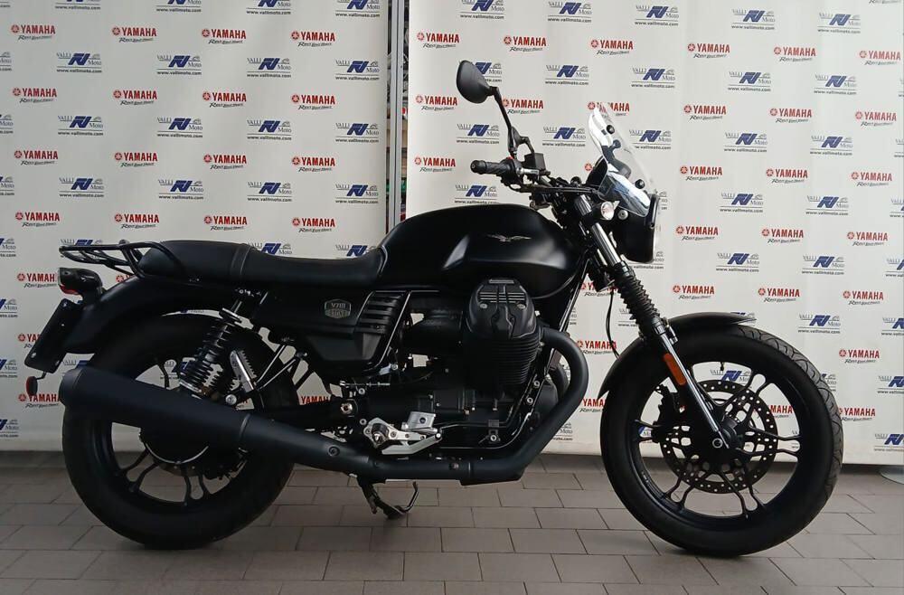 Moto Guzzi V7 III Stone (2017 - 20)