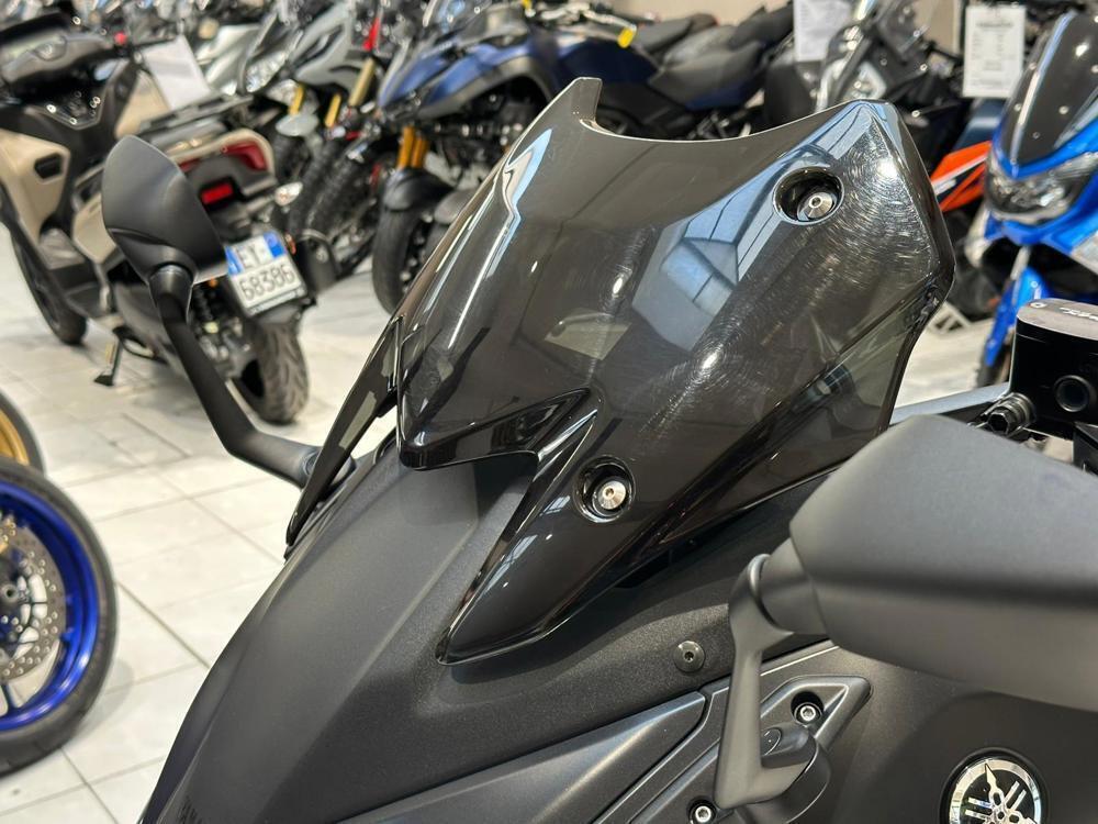 Yamaha T-Max 560 (2022 - 24) (6)