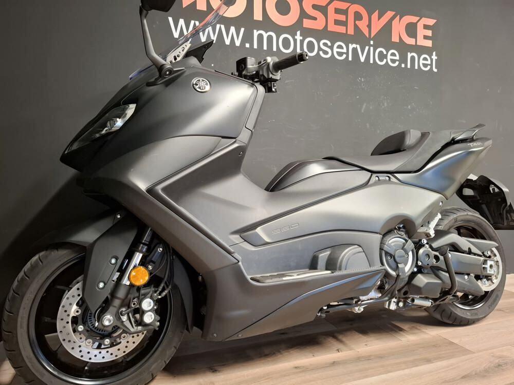 Yamaha T-Max 560 (2025 - 26) (2)