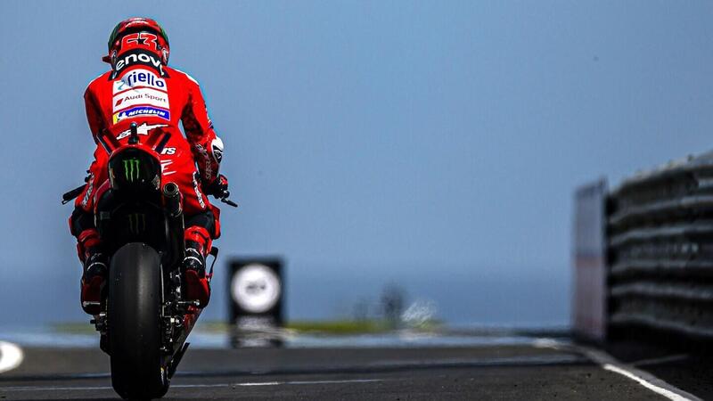 MotoGP 2025. GP dell&#039;Australia. Ufficiale: cambia il programma della domenica, tutte le gare posticipate di un&#039;ora