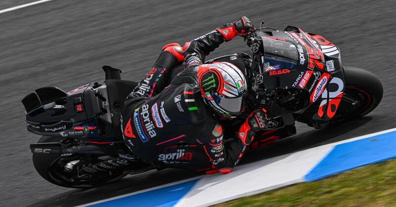 MotoGP 2025. GP dell&#039;Australia. Vittoria spettacolo di Marco Bezzecchi nella Sprint (con gabbiano alla Iannone) [RISULTATI e VIDEO]