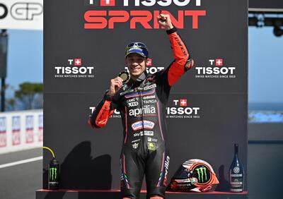 MotoGP 2025. GP dell'Australia. Marco Bezzecchi: Mi piacerebbe fare il miracolo domani. Il gabbiano? Era enorme, mi spiace [VIDEO]