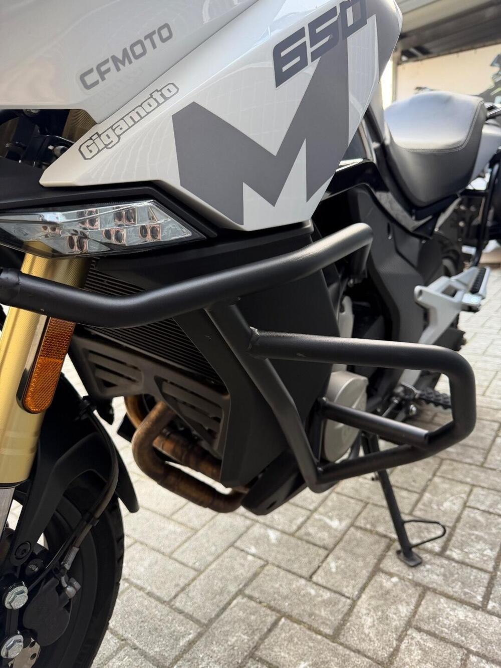 CFMOTO 650MT (2021 - 24) (6)