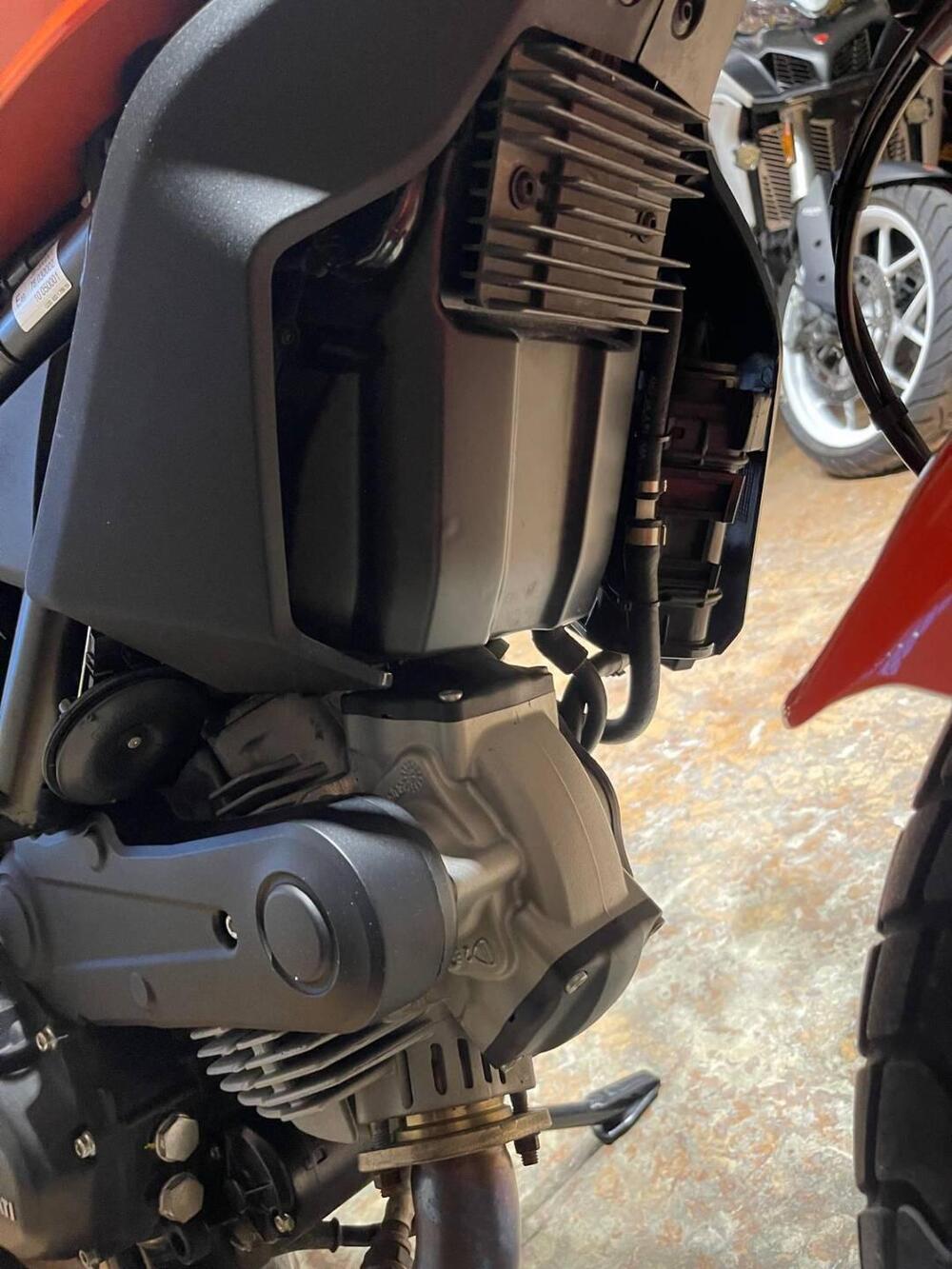 Ducati Scrambler 400 Sixty 2 (2016 - 21) (20)