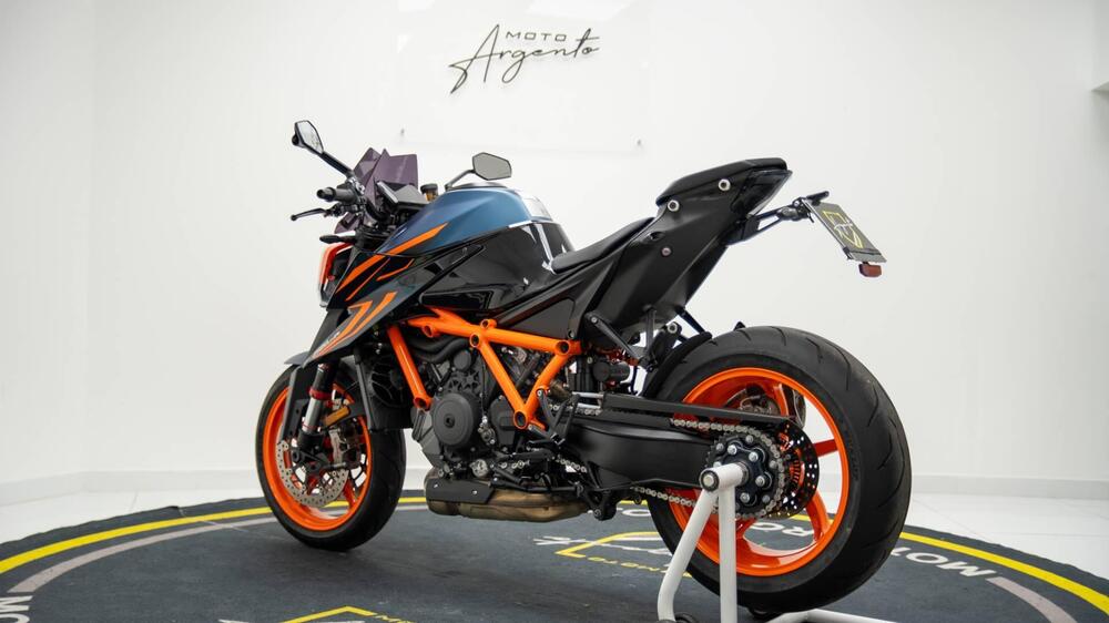 KTM 1290 Super Duke R (2022 - 23) (6)