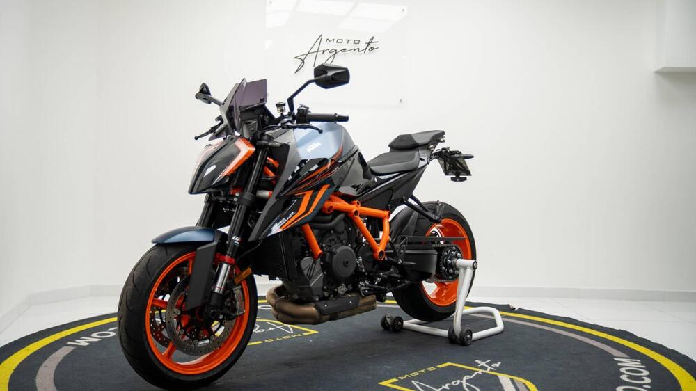 KTM 1290 Super Duke R (2022 - 23) (8)
