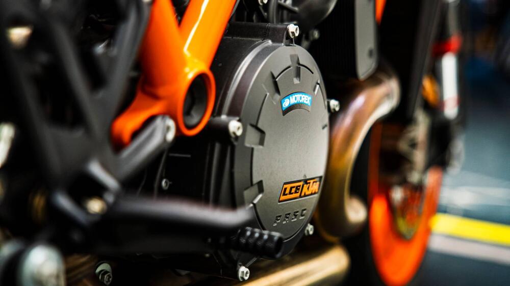 KTM 1290 Super Duke R (2022 - 23) (11)