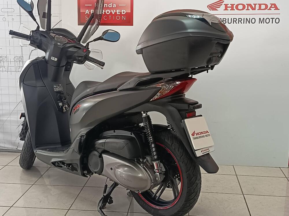 Honda SH 300 i ABS (2016 - 20) (4)
