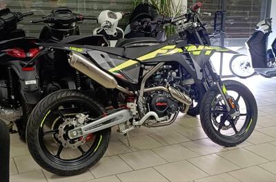 Fantic Motor XMF 125 Performance (2025) nuova