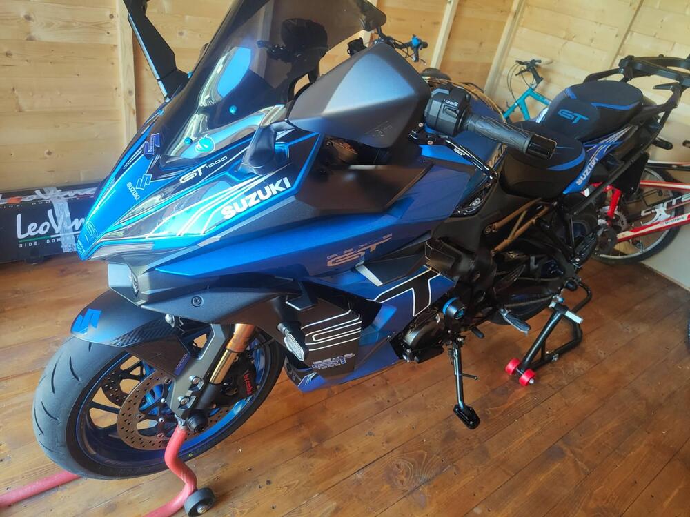 Suzuki GSX-S1000GT (2022 - 24) (4)