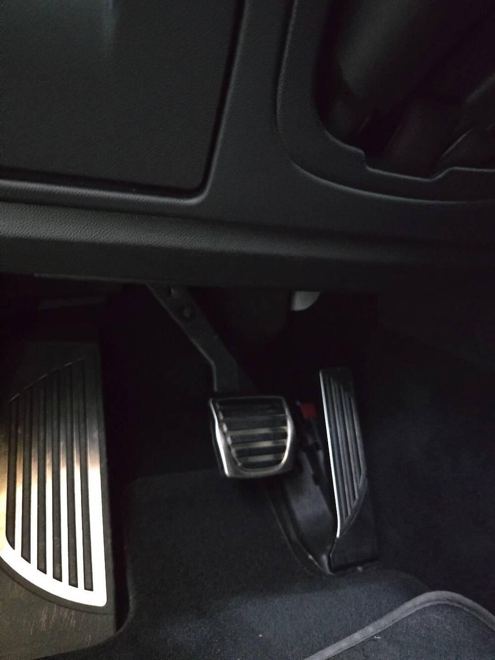 Alfa Romeo Stelvio usata a Imperia (14)