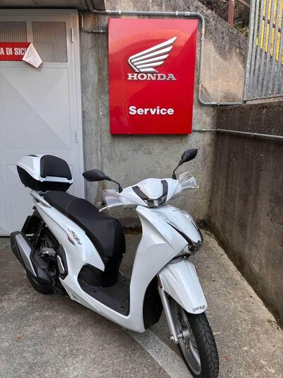 Honda SH 350 (2021 - 24) usata