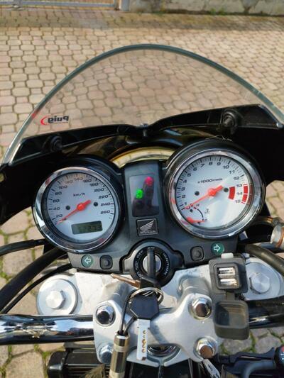 Honda Hornet 600 (2003 - 04) usata