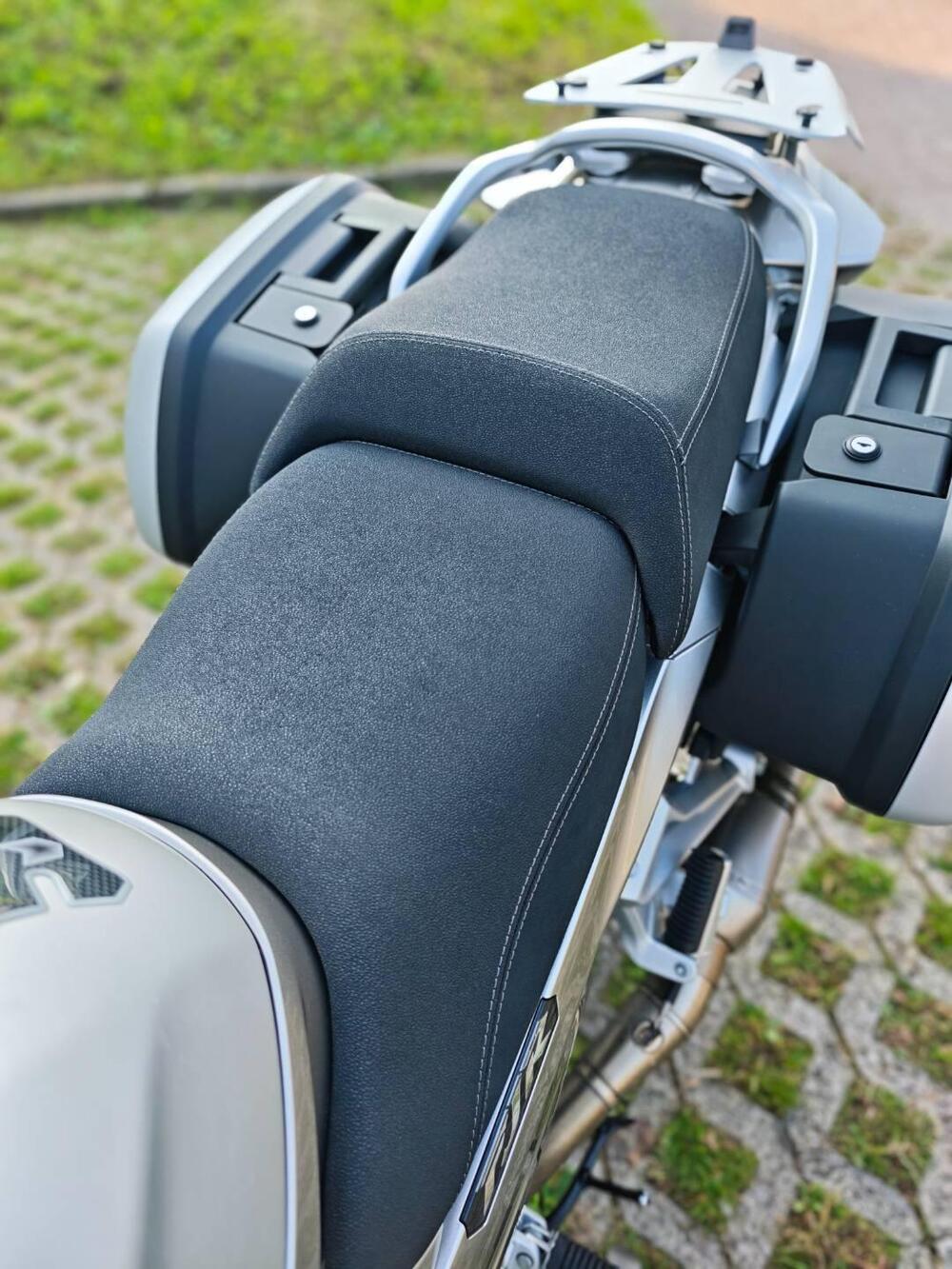 Yamaha FJR 1300 AE (2016 - 20) (7)