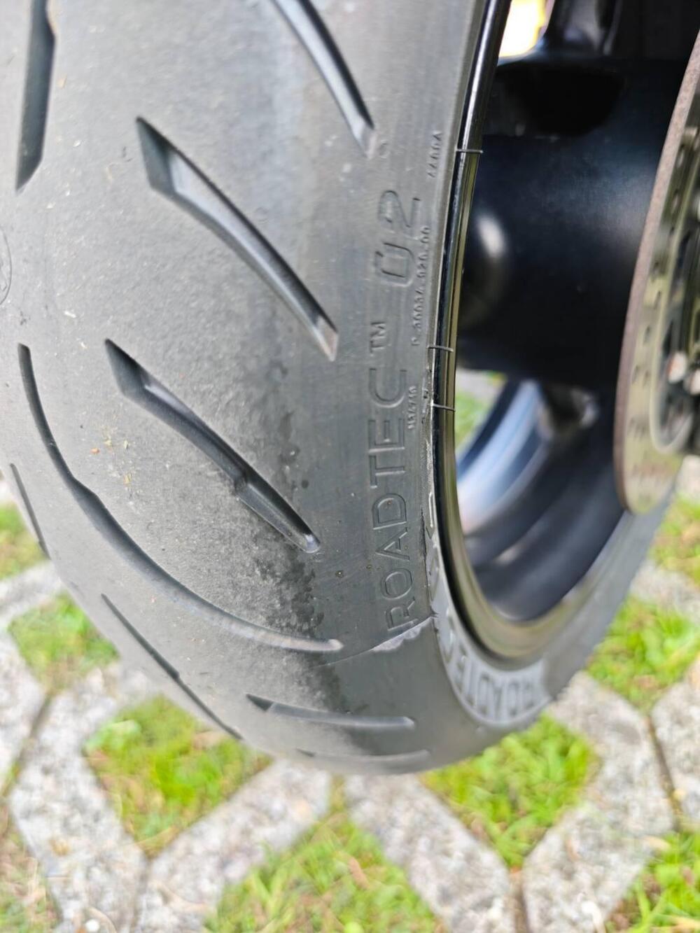 Yamaha FJR 1300 AE (2016 - 20) (9)