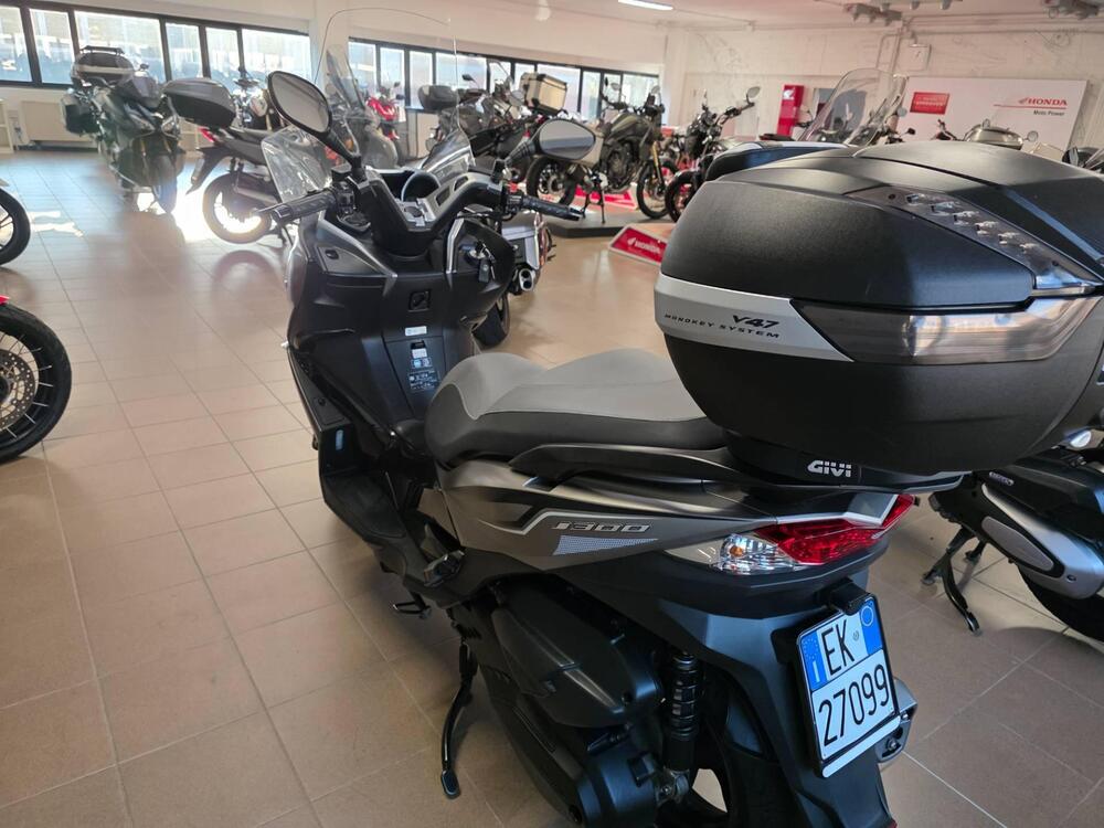 Kawasaki J 300 (2017 - 21) (6)