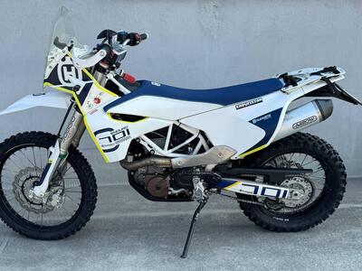 Husqvarna 701 Enduro (2017 - 19) usata