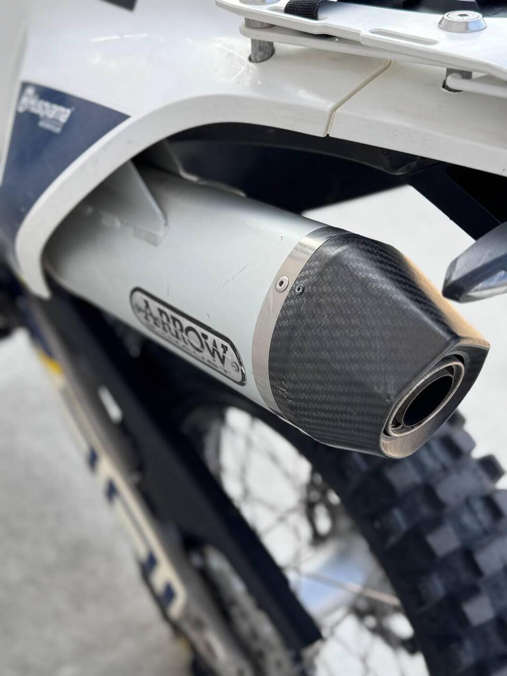 Husqvarna 701 Enduro (2017 - 19) (2)