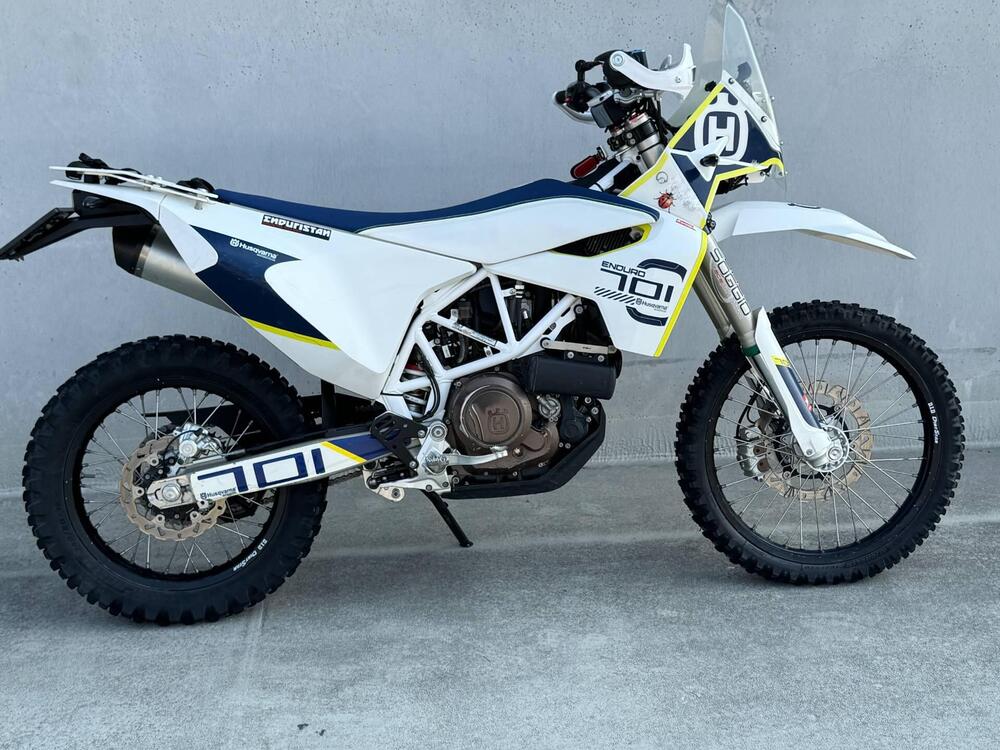 Husqvarna 701 Enduro (2017 - 19) (6)