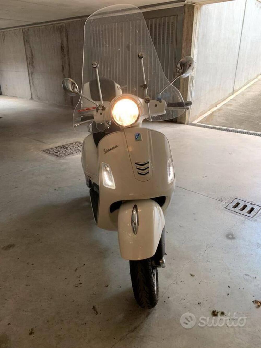 Vespa GTS 300 Super ABS (2014 - 16) (4)