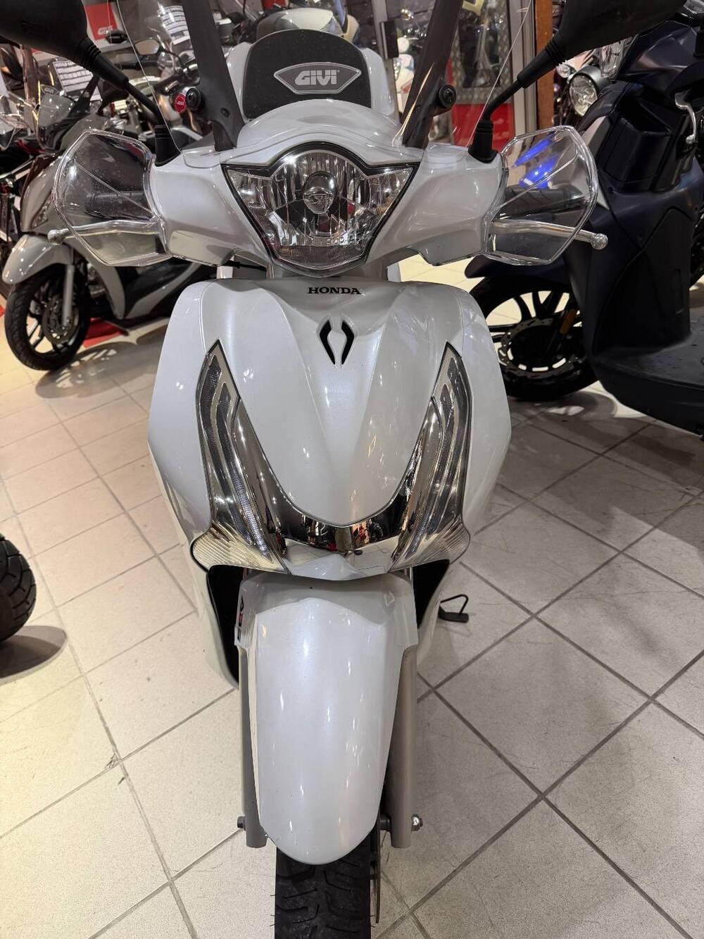 Honda SH 125 i ABS (2013 - 17) (4)