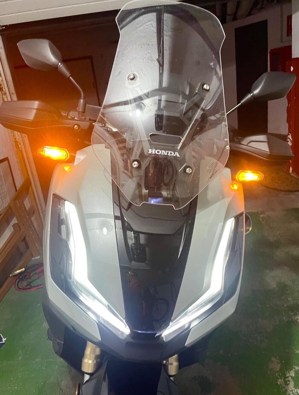 Honda ADV 350 (2022 - 24) (8)
