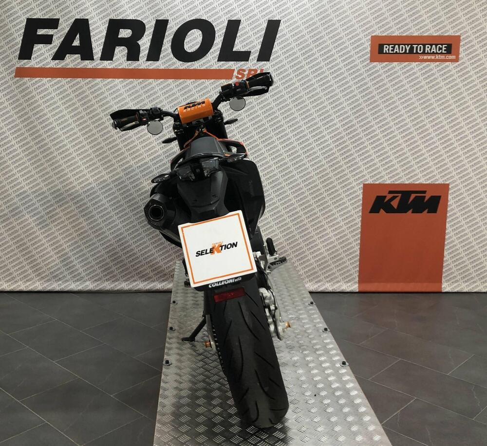 KTM 690 SMC R (2019 - 20) (4)