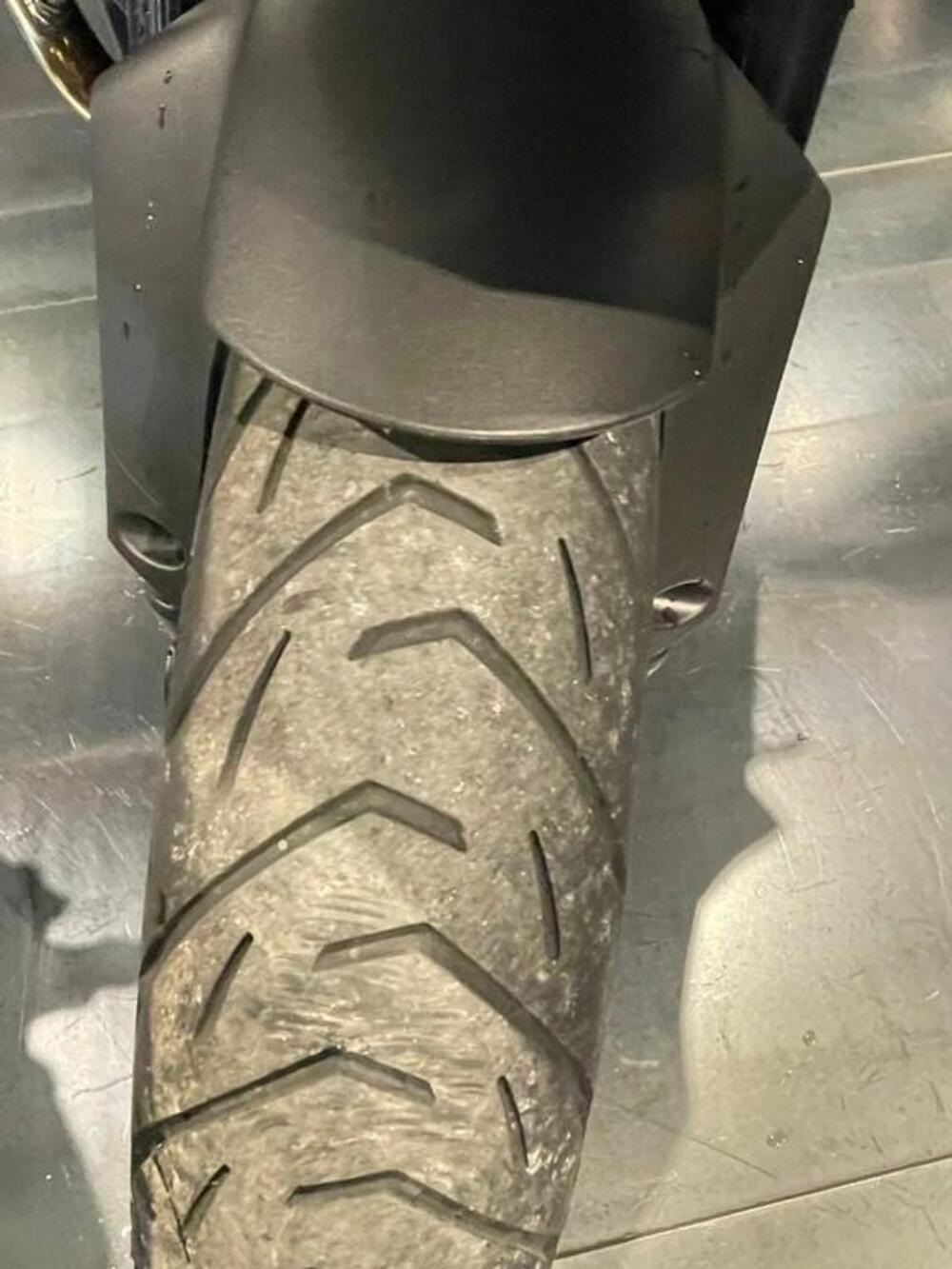 Bmw R 1300 GS (2023 - 26) (11)