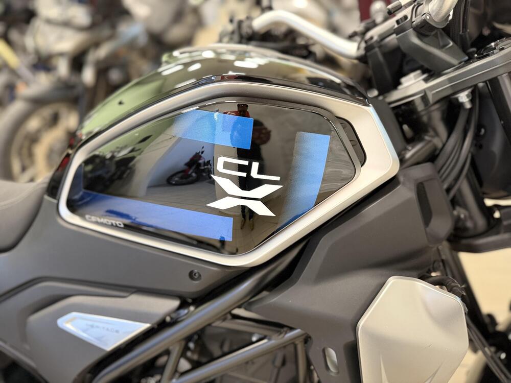 CFMOTO 300CL-X Heritage (2023 - 26) (8)