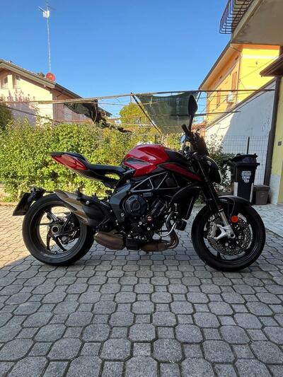 MV Agusta Brutale 800 Rosso (2021 - 23) usata