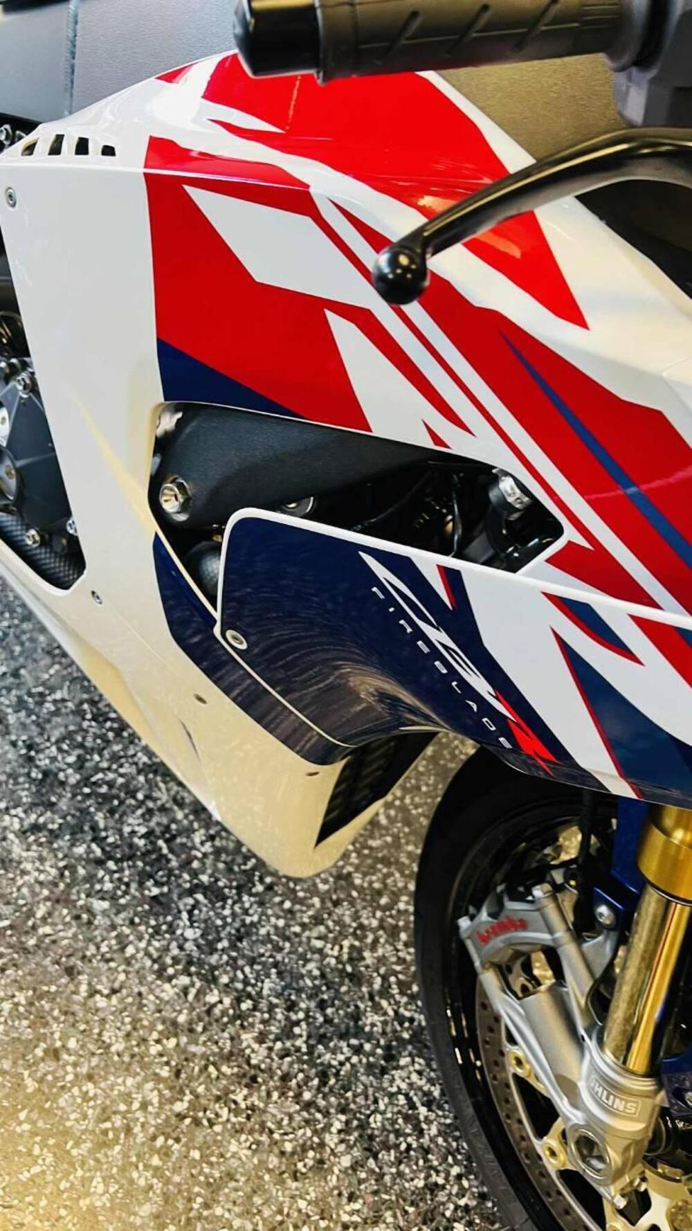 Honda CBR 1000 RR-R Fireblade SP 30th Anniversary (2022 - 23) (5)