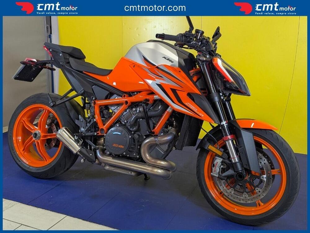 KTM 1290 Super Duke R (2022 - 23) (11)