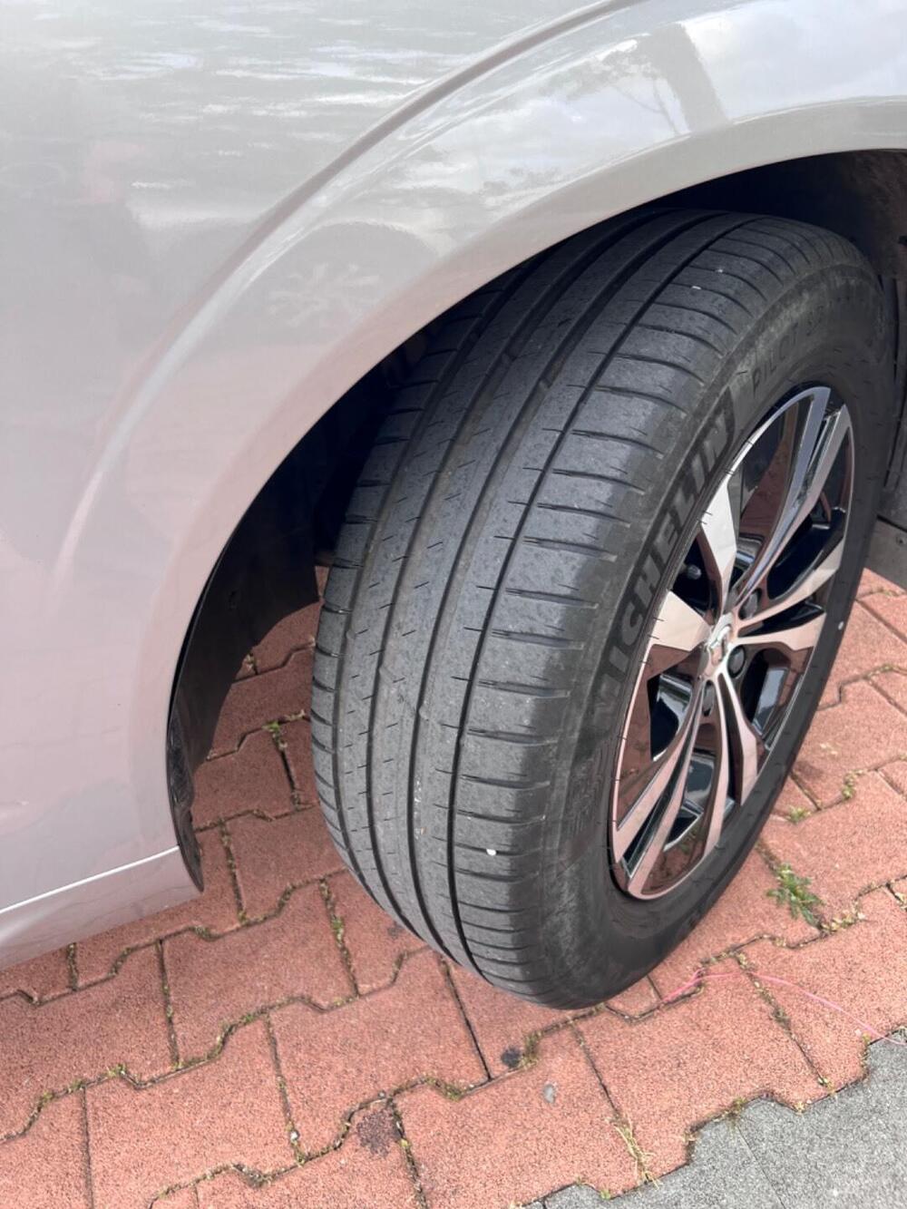 Volvo XC60 usata a Grosseto (6)
