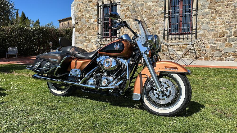 Harley-Davidson 1584 Road King Classic (2007 - 10) - FLHRC (2)