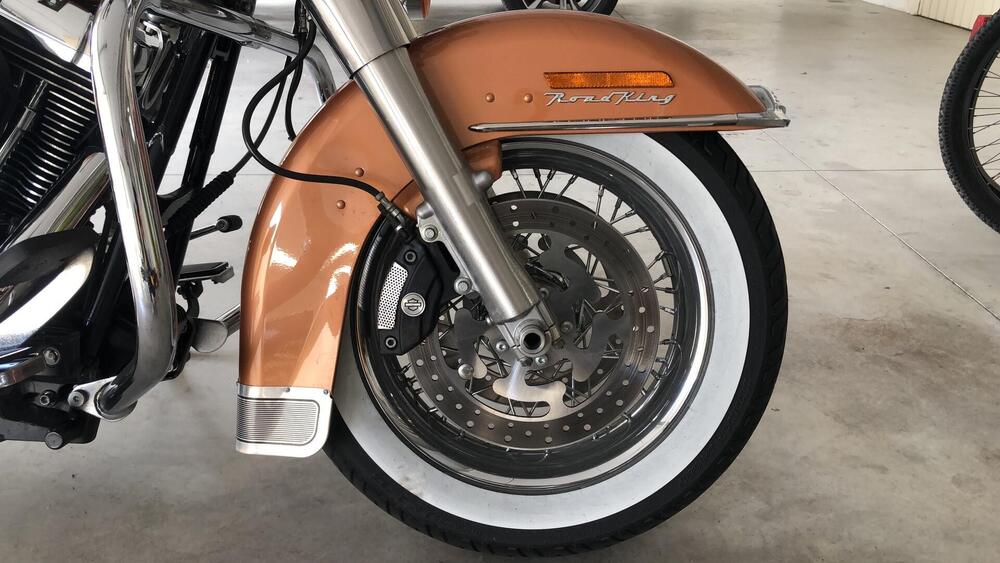 Harley-Davidson 1584 Road King Classic (2007 - 10) - FLHRC (6)