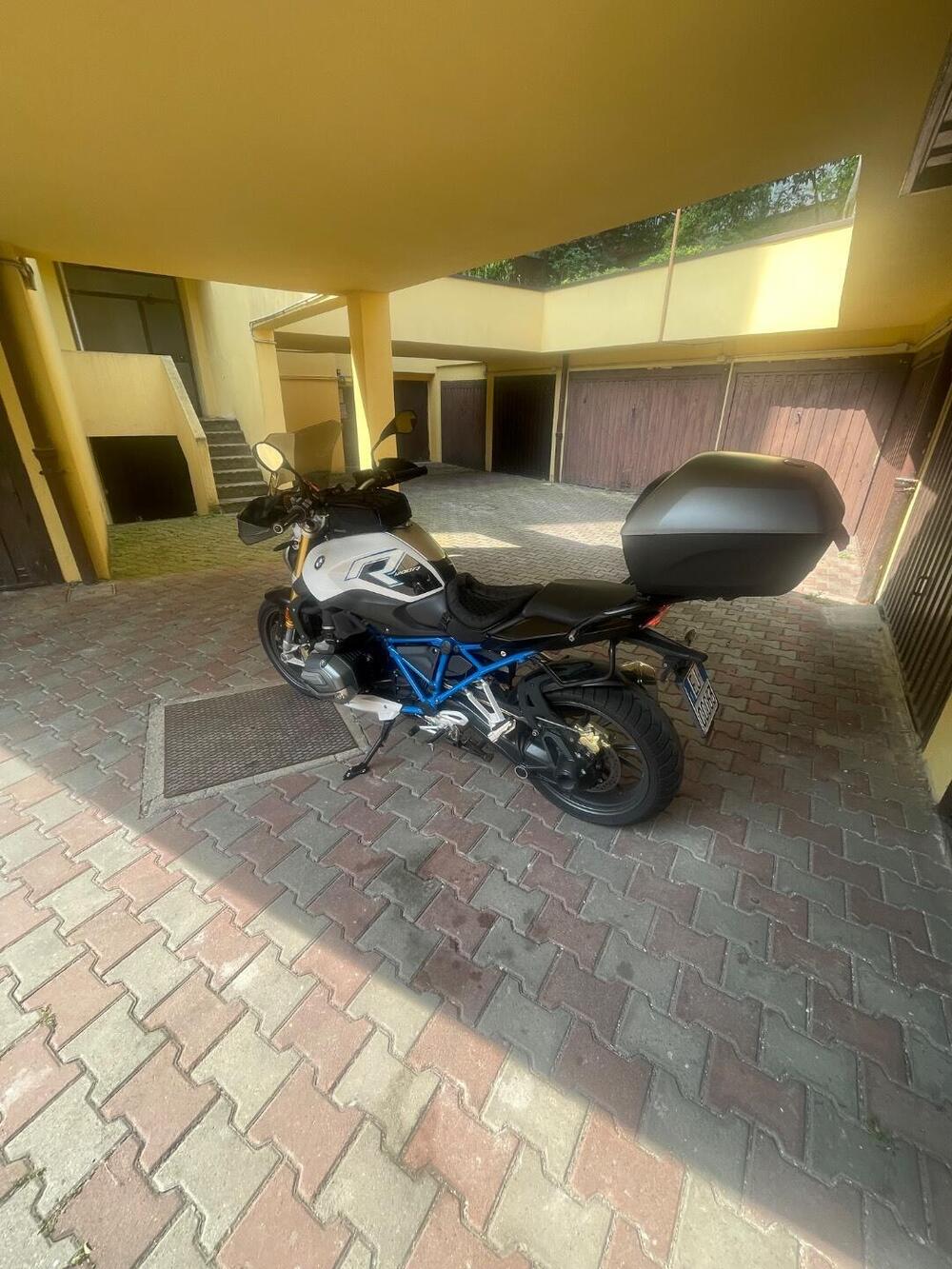 Bmw R 1200 R (2017 - 18) (4)