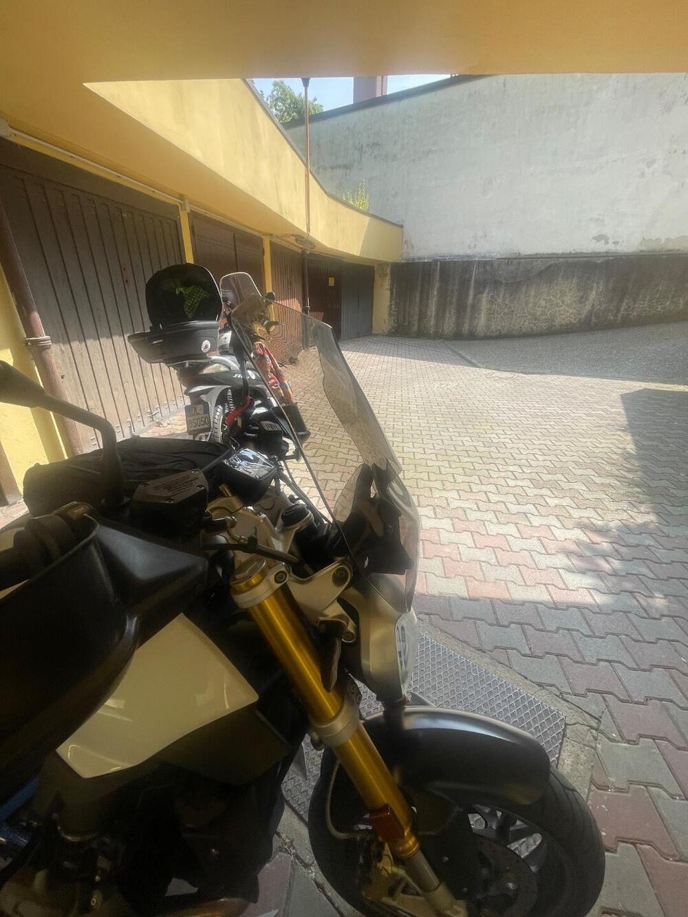 Bmw R 1200 R (2017 - 18) (9)