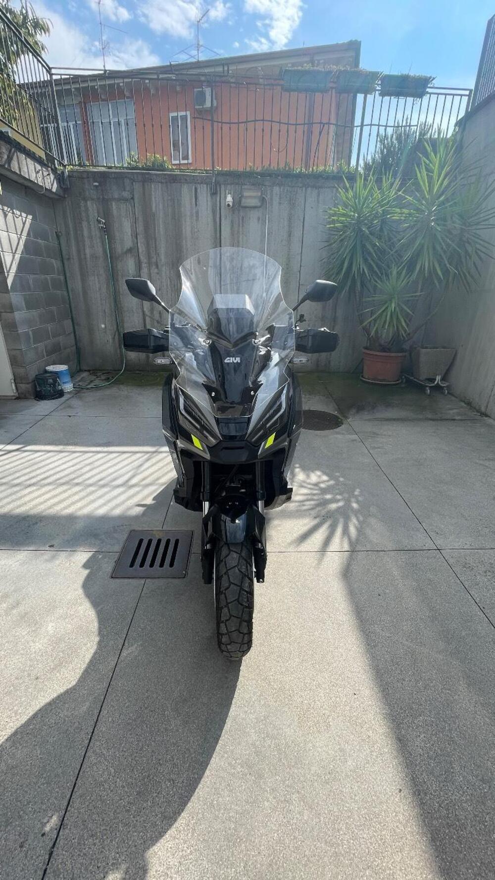 Honda X-ADV 750 DCT (2021 - 24) (2)