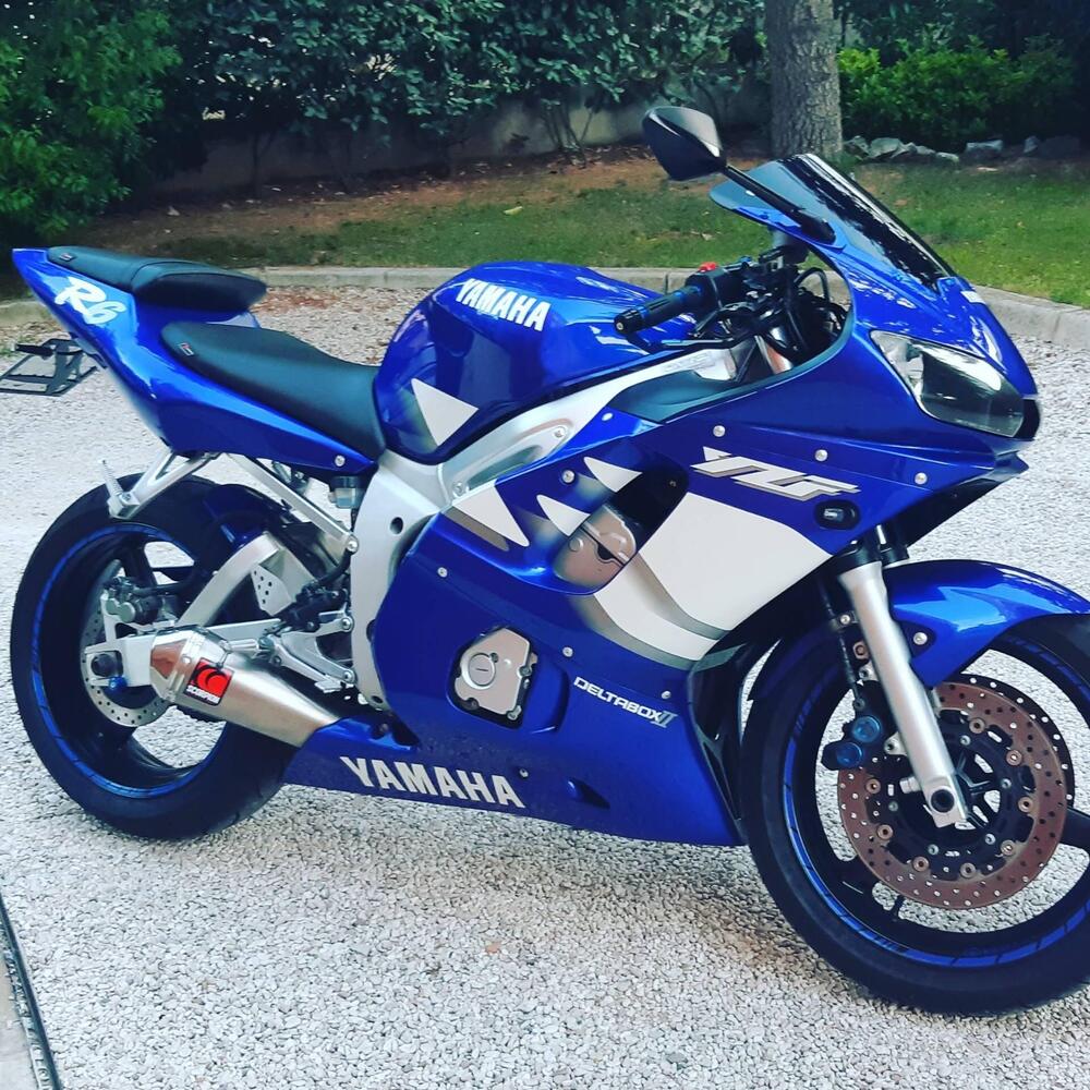 Yamaha YZF R6 (1999 - 00) (3)
